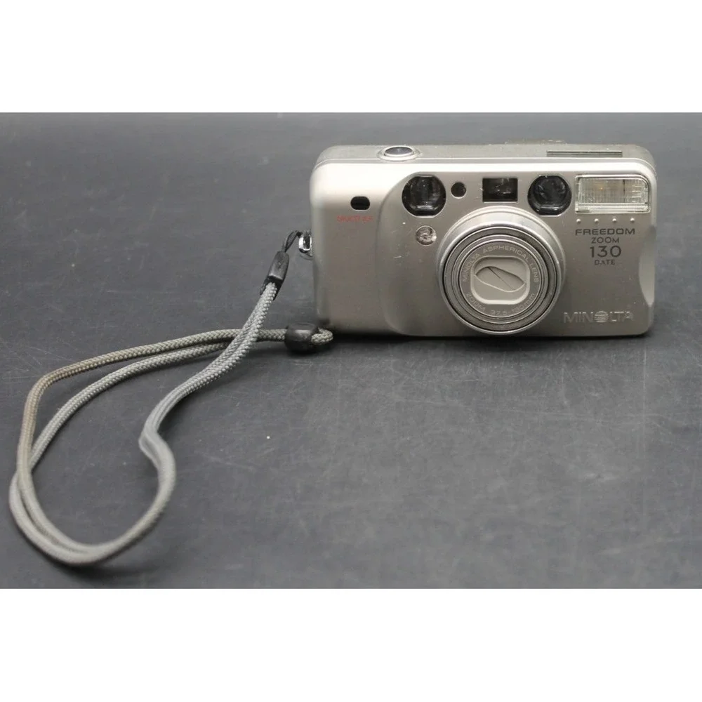 Minolta Freedom Zoom 130 Date 35mm Film Camera Powers On Untested Parts Repair